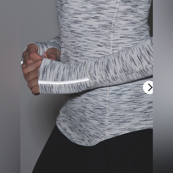 Lululemon 5 Mile Long Sleeve
Tiger Space Dye Black White EUC - Picture 4 of 16